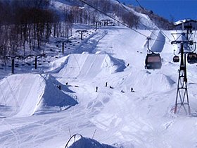 日帰りスキー＆スノーボードツアー｜エイブル白馬五竜＆Hakuba47（夜行