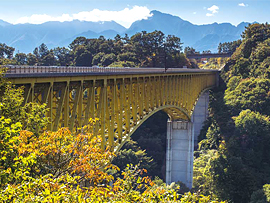 八ヶ岳高原大橋（車窓）